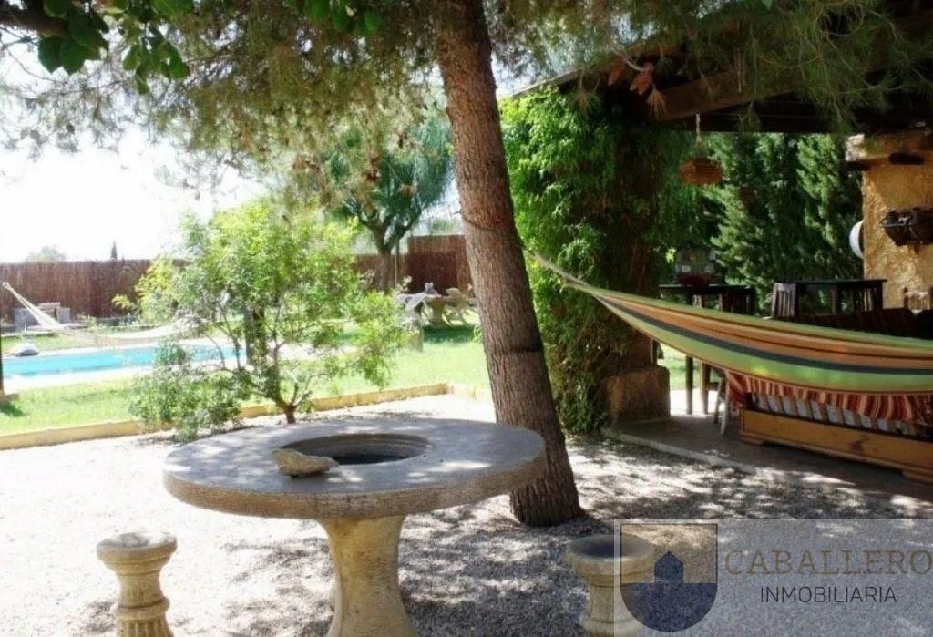 For sale of chalet in Murcia