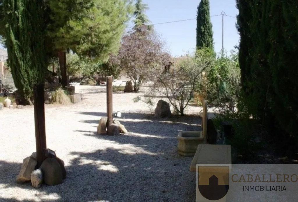 For sale of chalet in Murcia