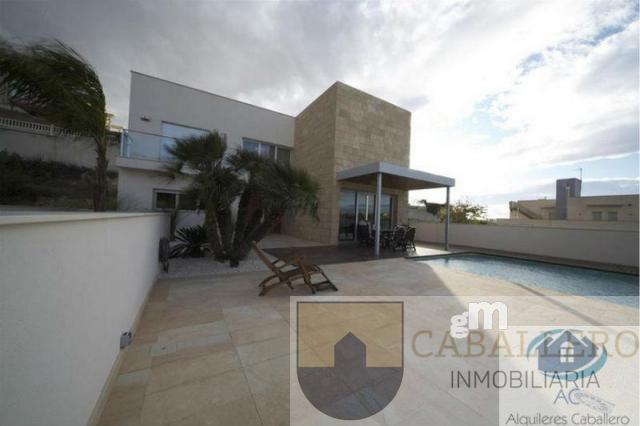 For sale of chalet in Murcia