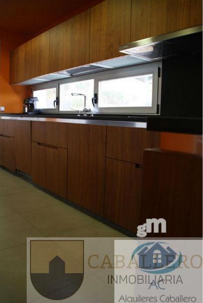 For sale of chalet in Murcia