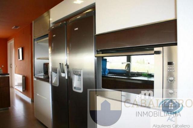 For sale of chalet in Murcia