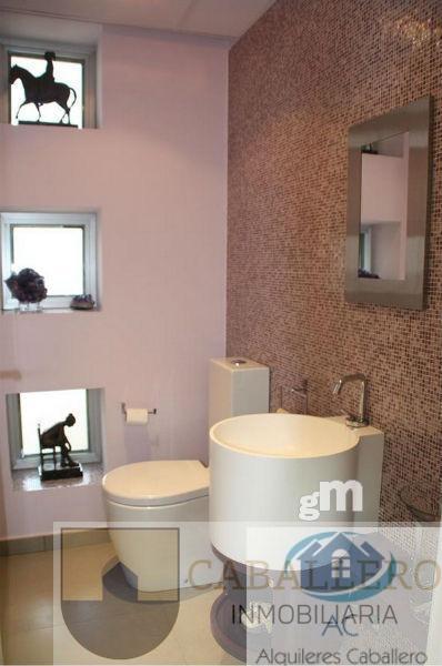 For sale of chalet in Murcia