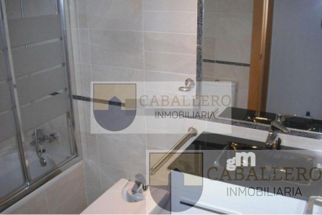 For sale of penthouse in Murcia