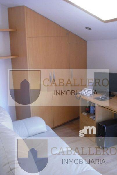 For sale of penthouse in Murcia