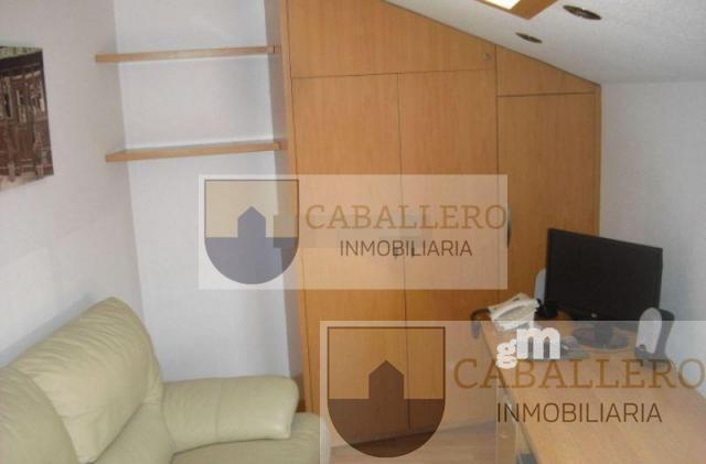 For sale of penthouse in Murcia