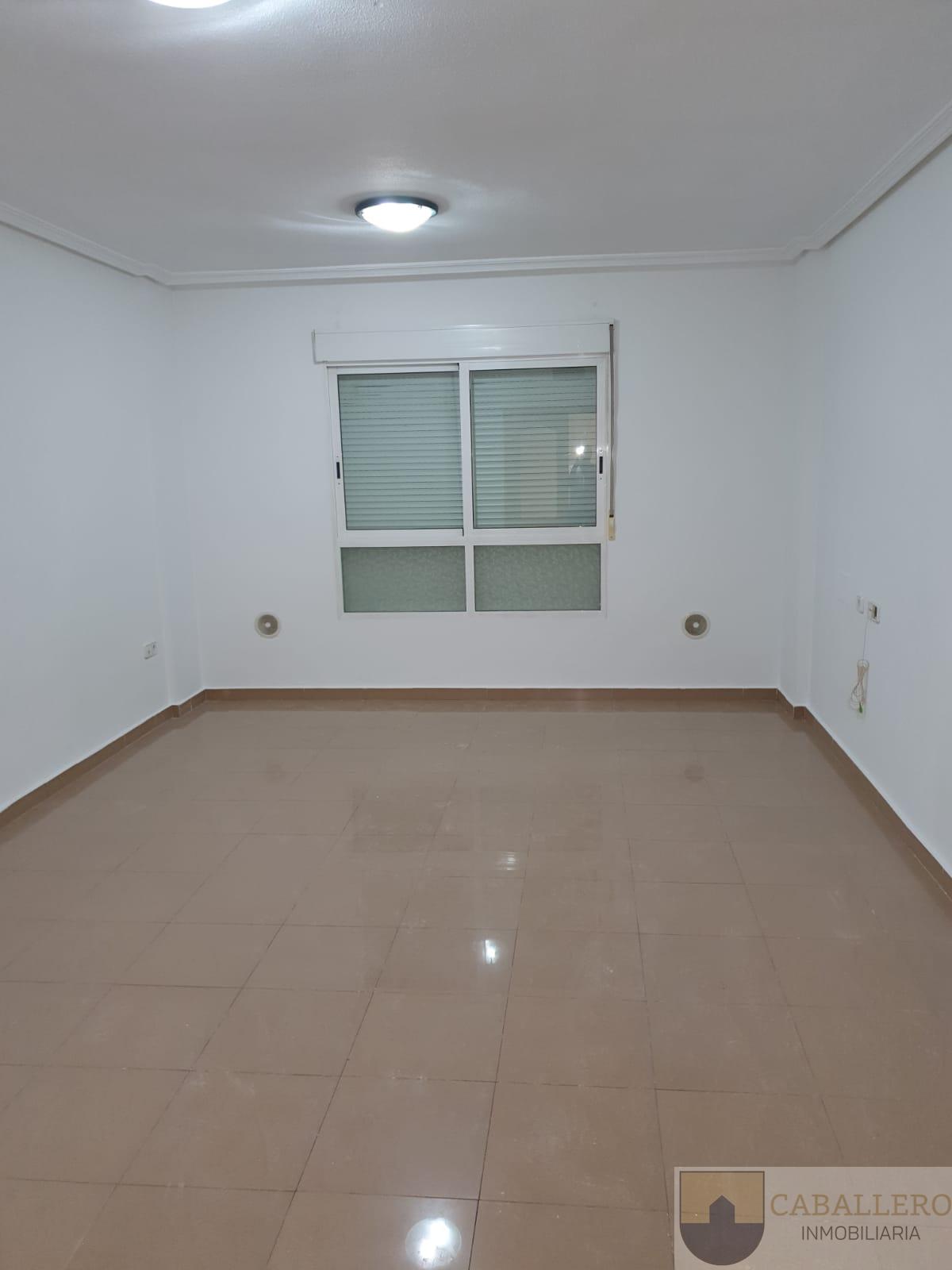 For rent of flat in Murcia