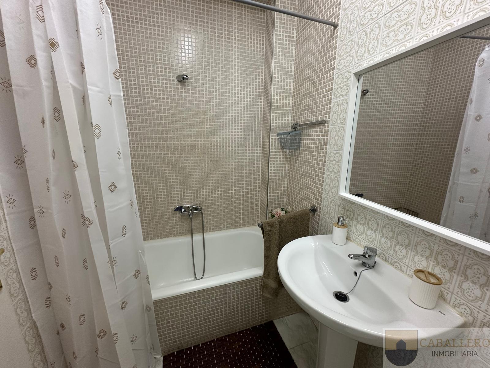 For rent of flat in Murcia