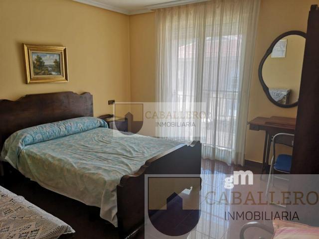 For sale of chalet in Murcia