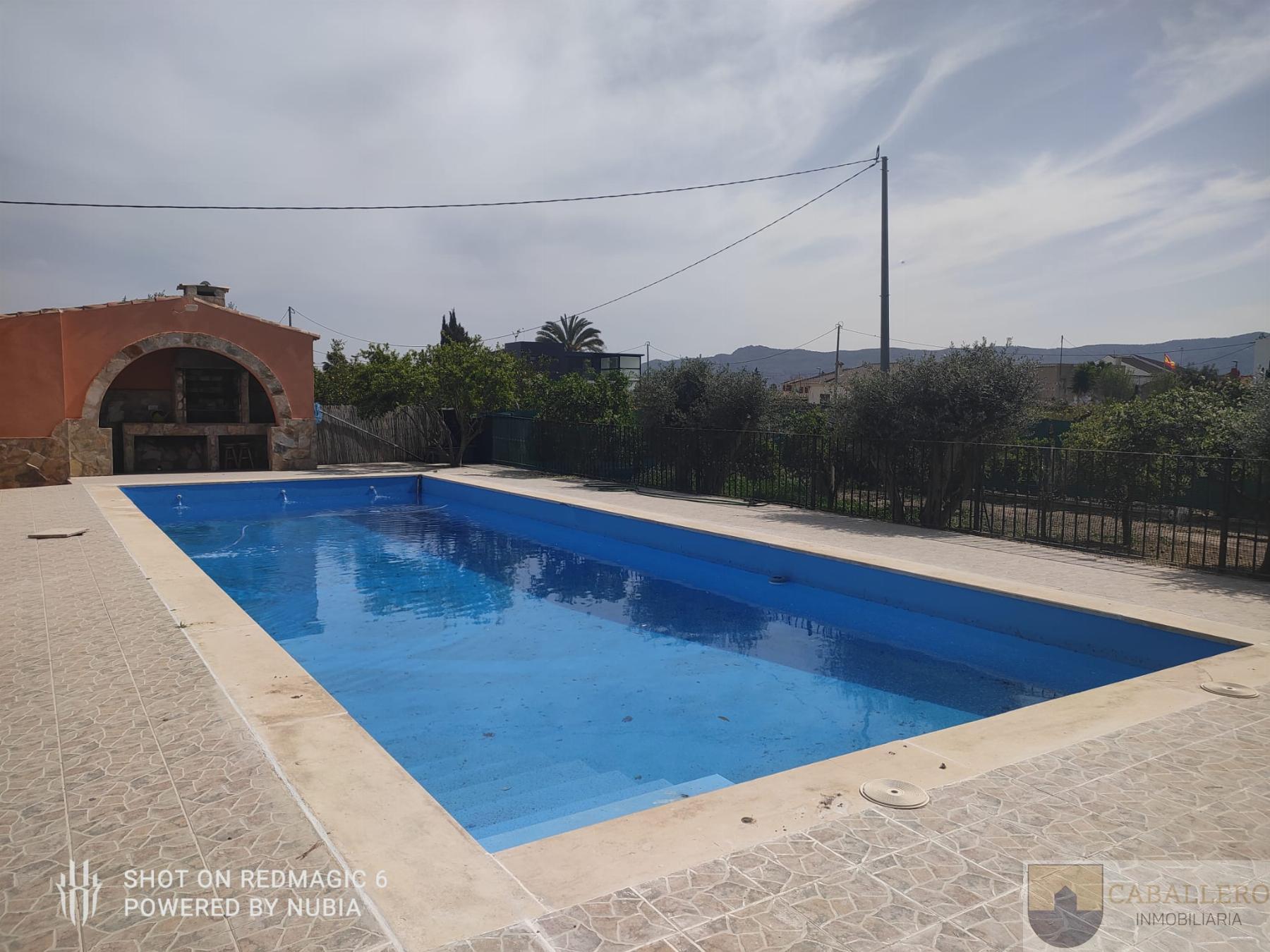 For sale of chalet in Murcia