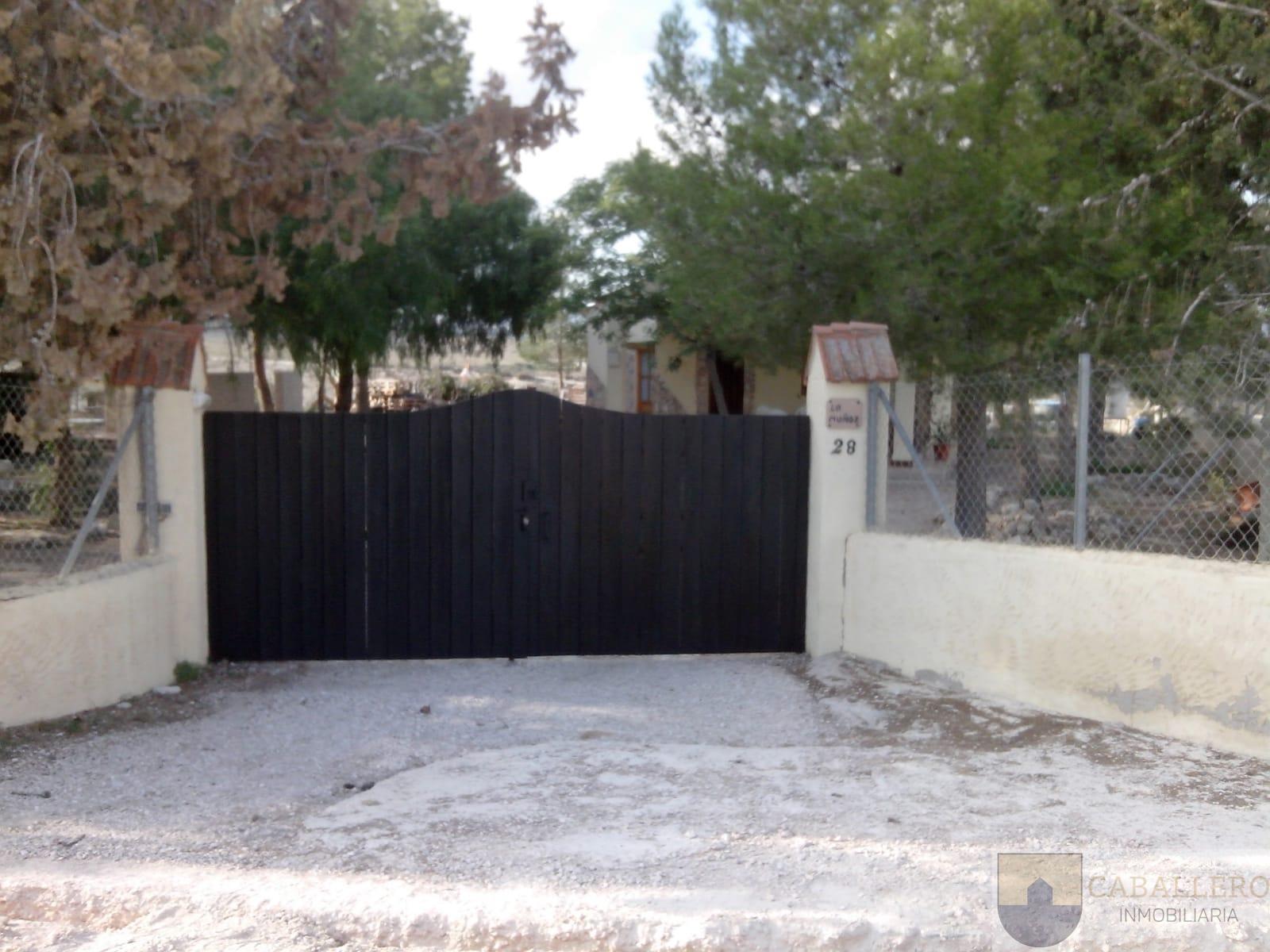 For sale of chalet in Murcia