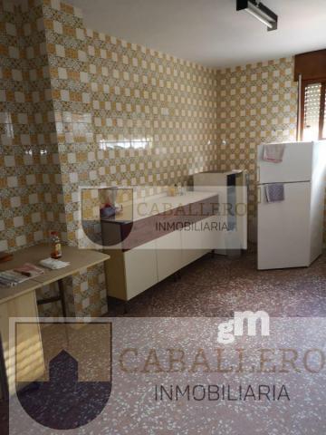 For sale of chalet in Alicante