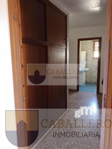 For sale of chalet in Alicante