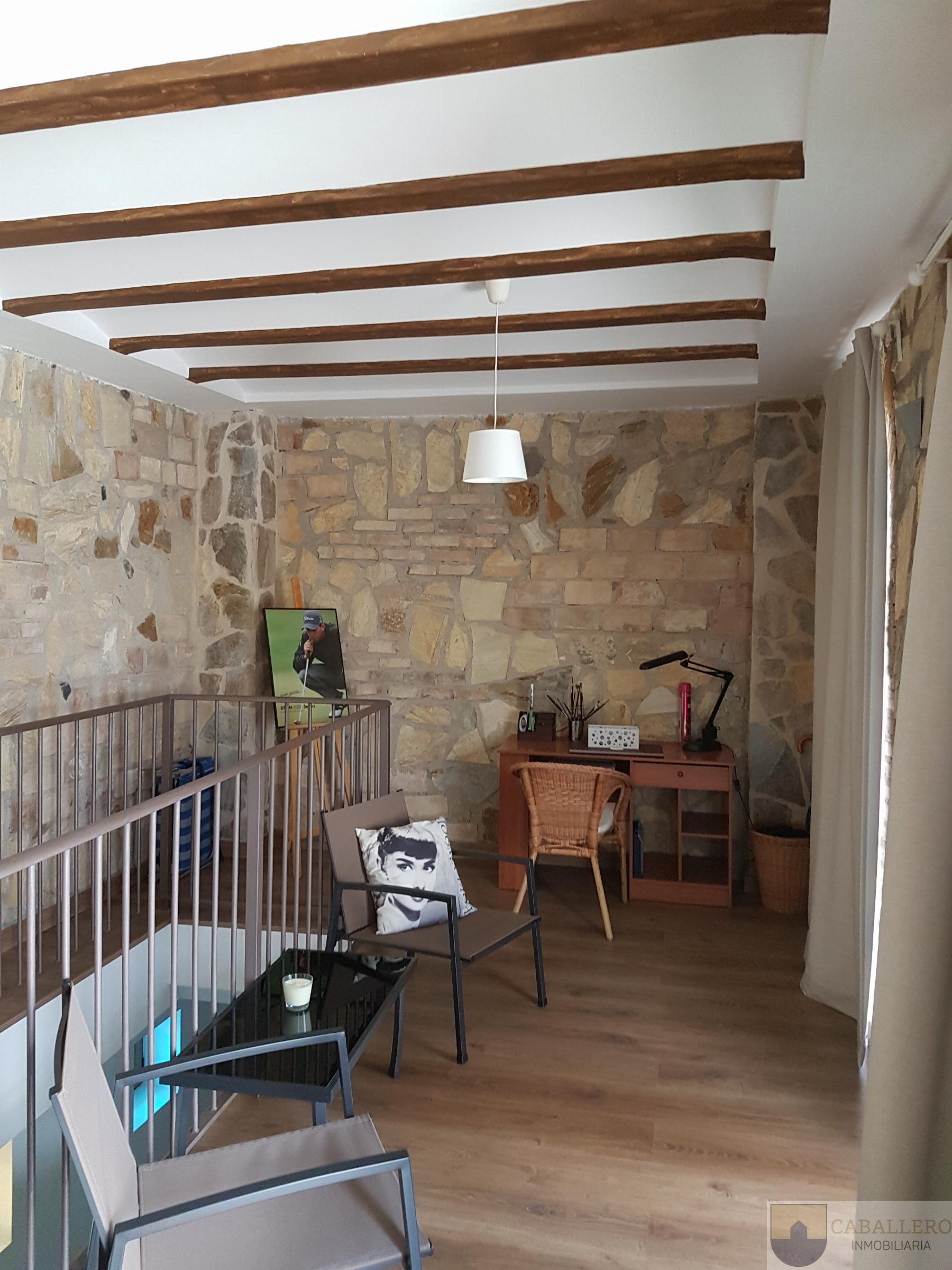 For sale of chalet in Murcia