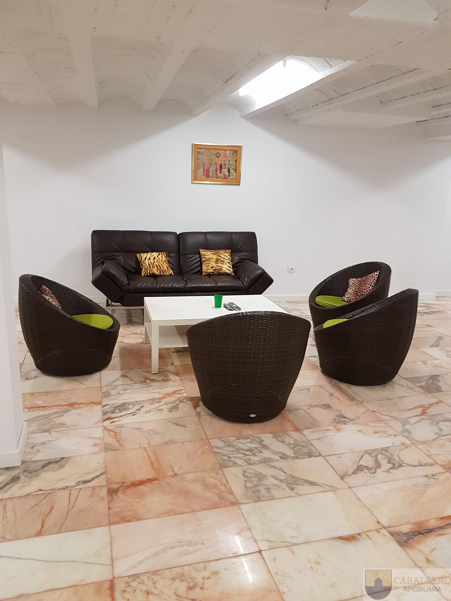 For sale of chalet in Murcia