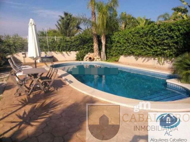 For sale of chalet in Murcia