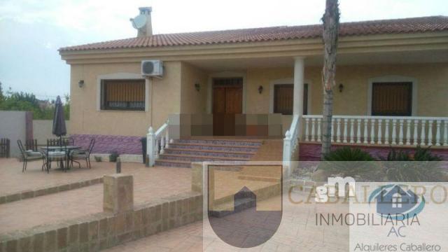 For sale of chalet in Murcia