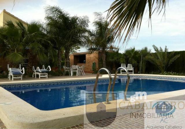 For sale of chalet in Murcia
