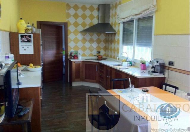 For sale of chalet in Murcia