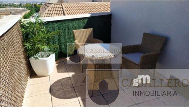 For sale of penthouse in Murcia