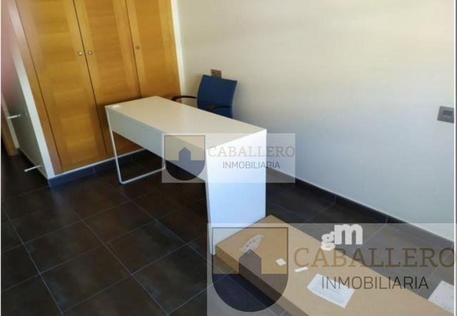 For sale of penthouse in Murcia