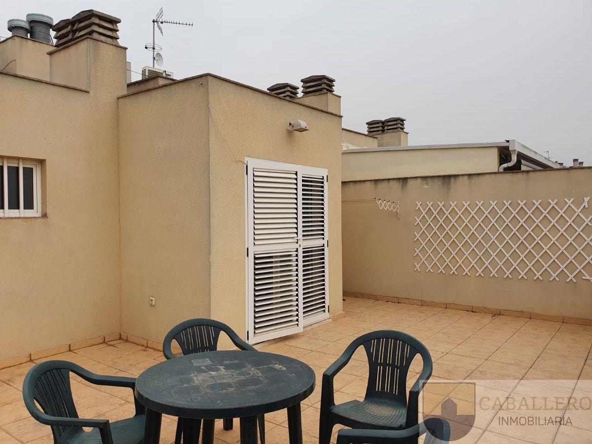 For sale of penthouse in Murcia