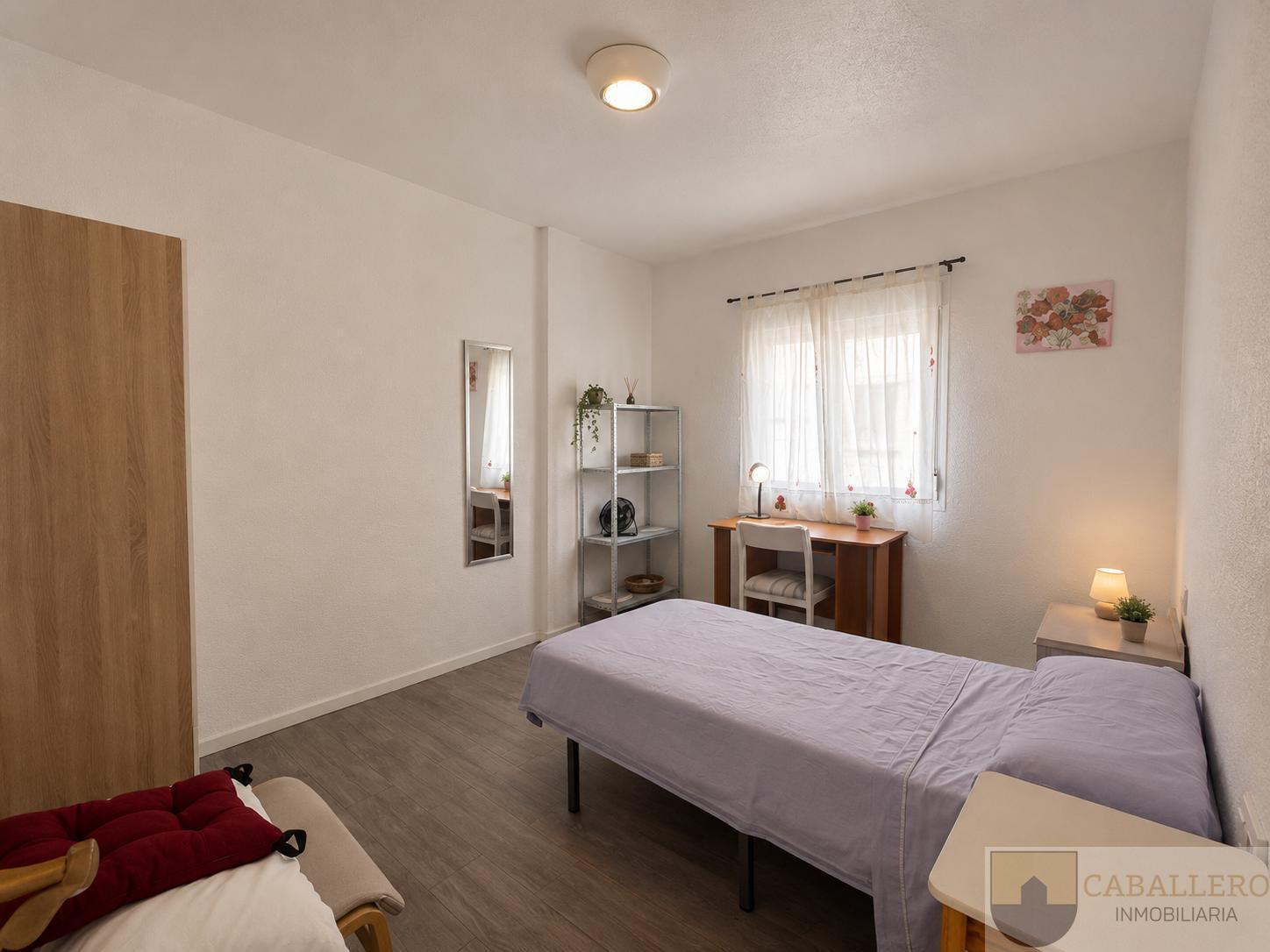 For rent of flat in Murcia
