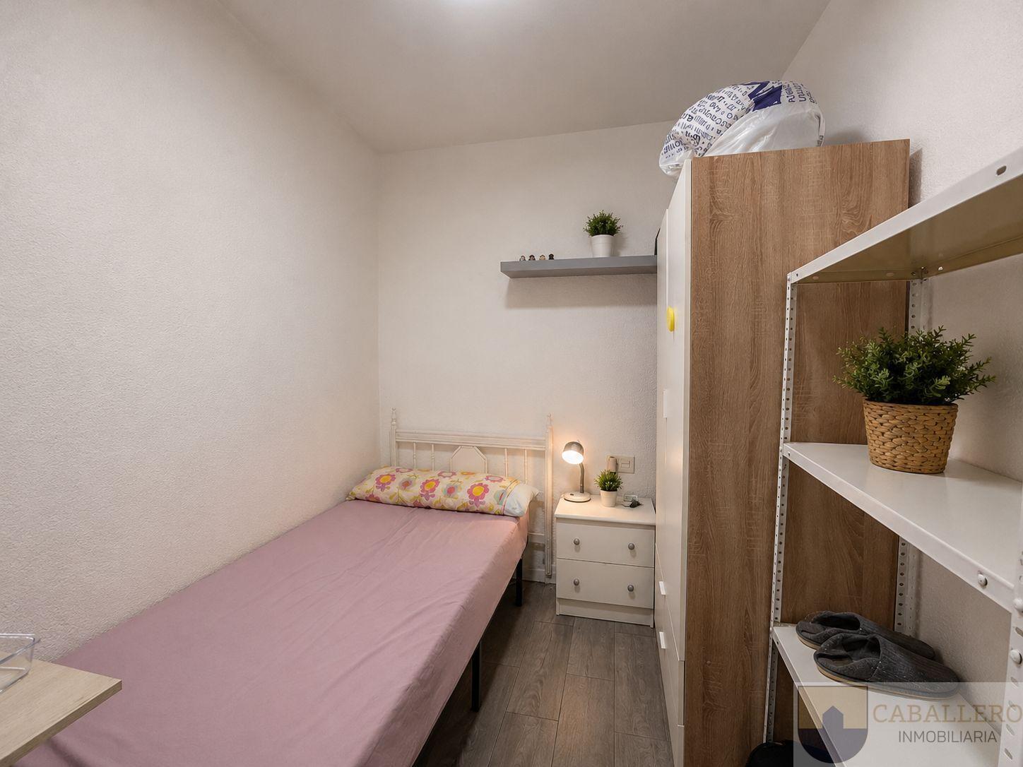 For rent of flat in Murcia