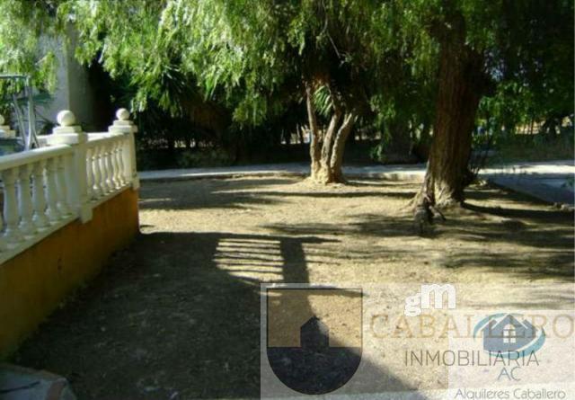 For sale of chalet in Murcia