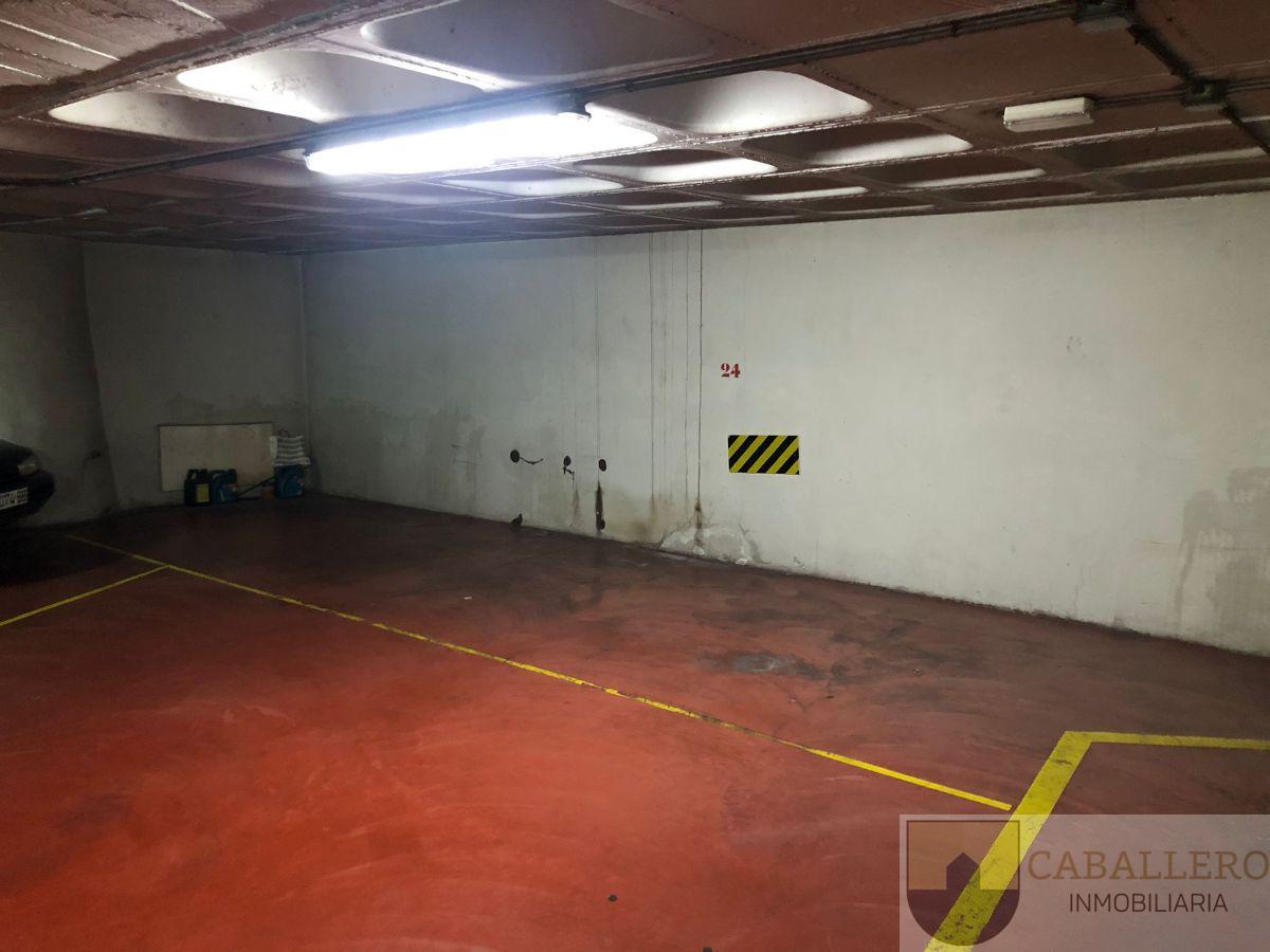 For sale of garage in Murcia