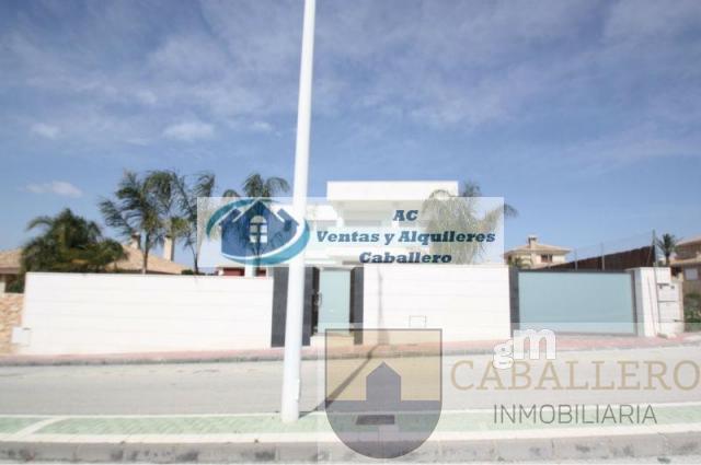 For rent of chalet in Murcia