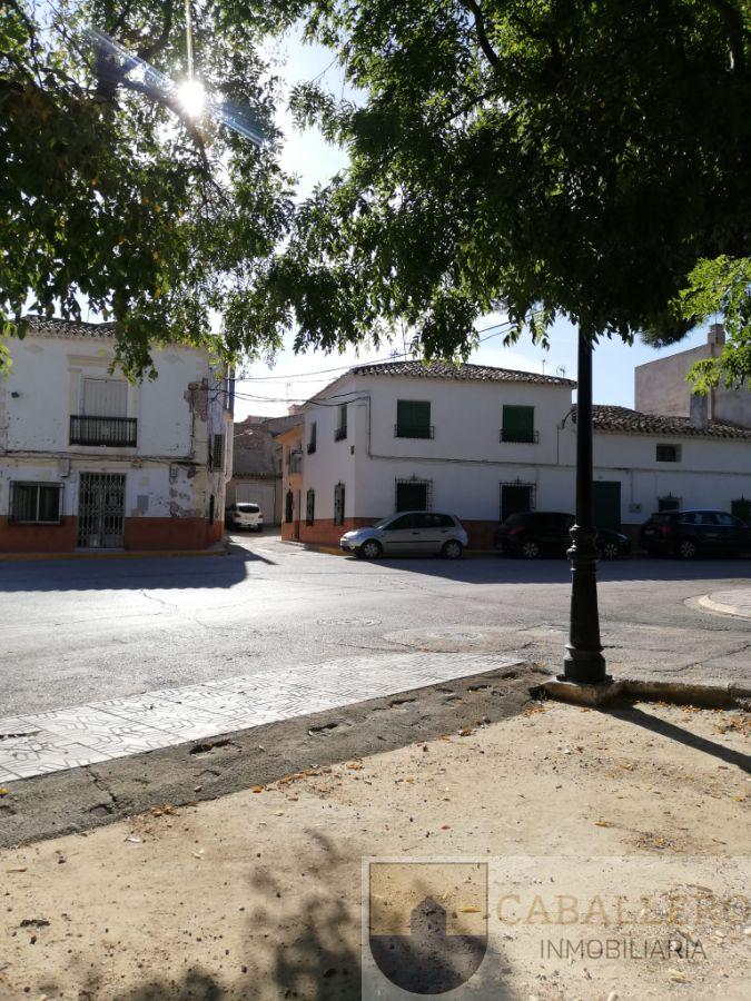 For sale of house in Albatana