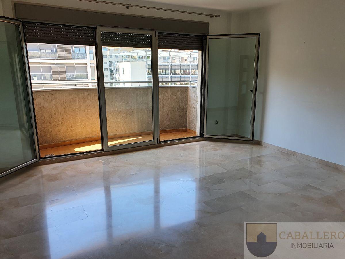 For sale of flat in Murcia