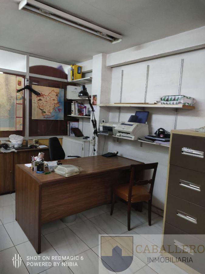 For sale of commercial in Murcia