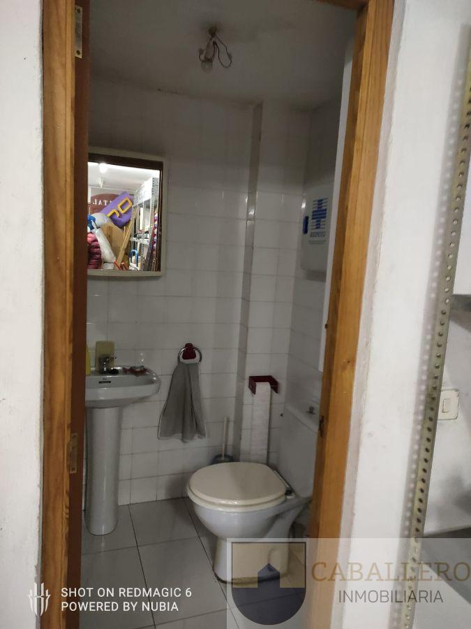 For sale of commercial in Murcia