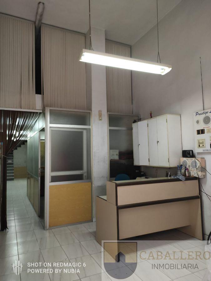 For sale of commercial in Murcia