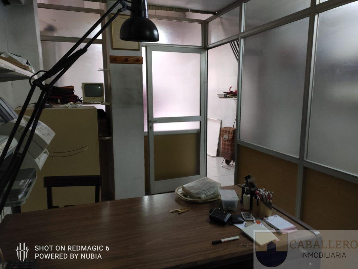 For sale of commercial in Murcia