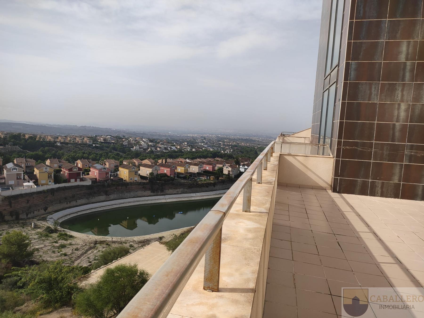 For rent of study in Murcia