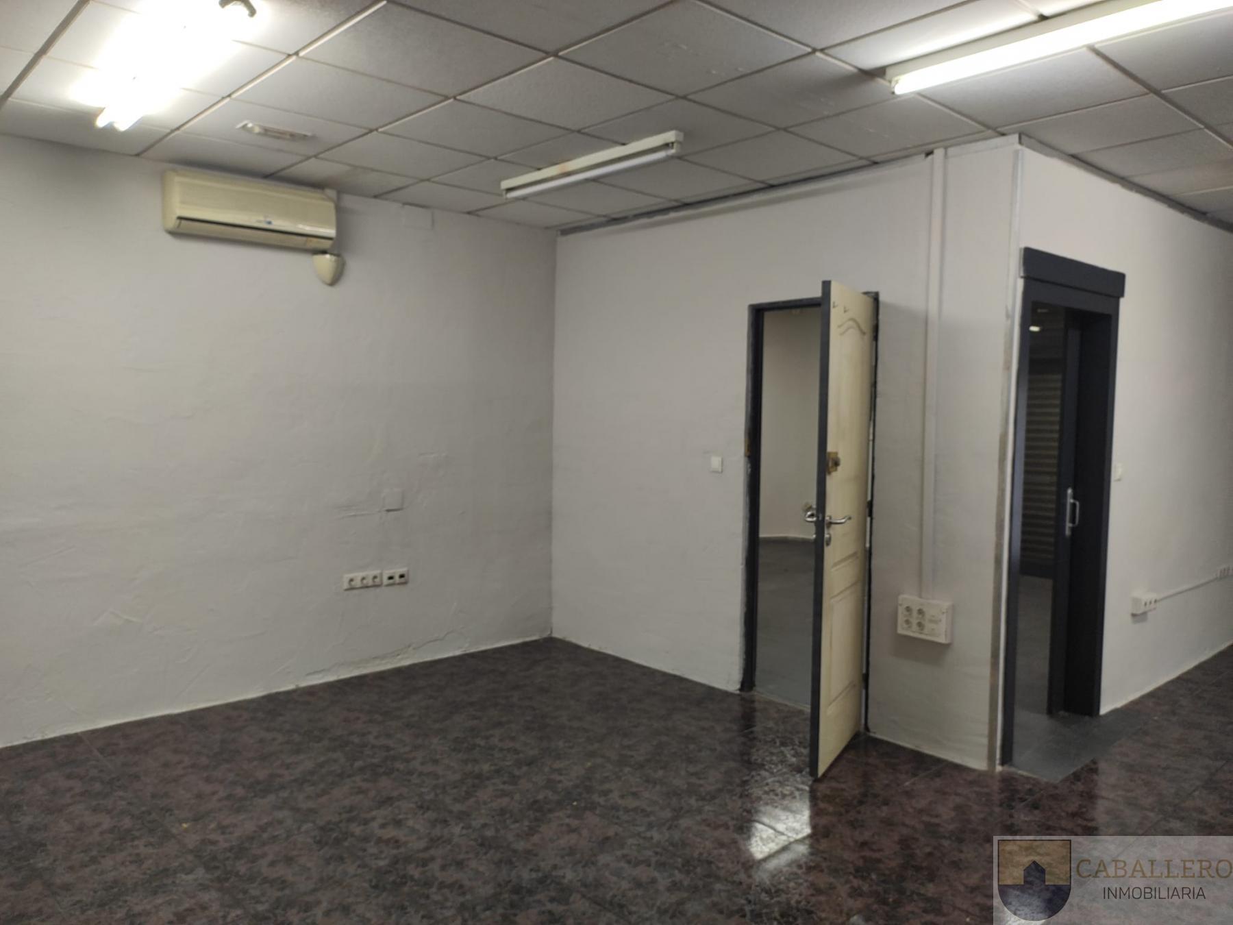 Alquiler de local comercial en Murcia