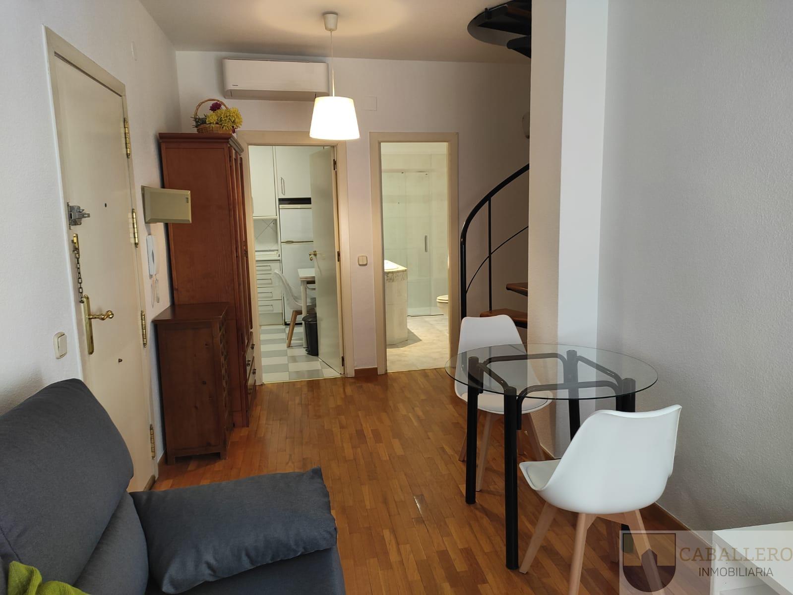 For rent of penthouse in Murcia