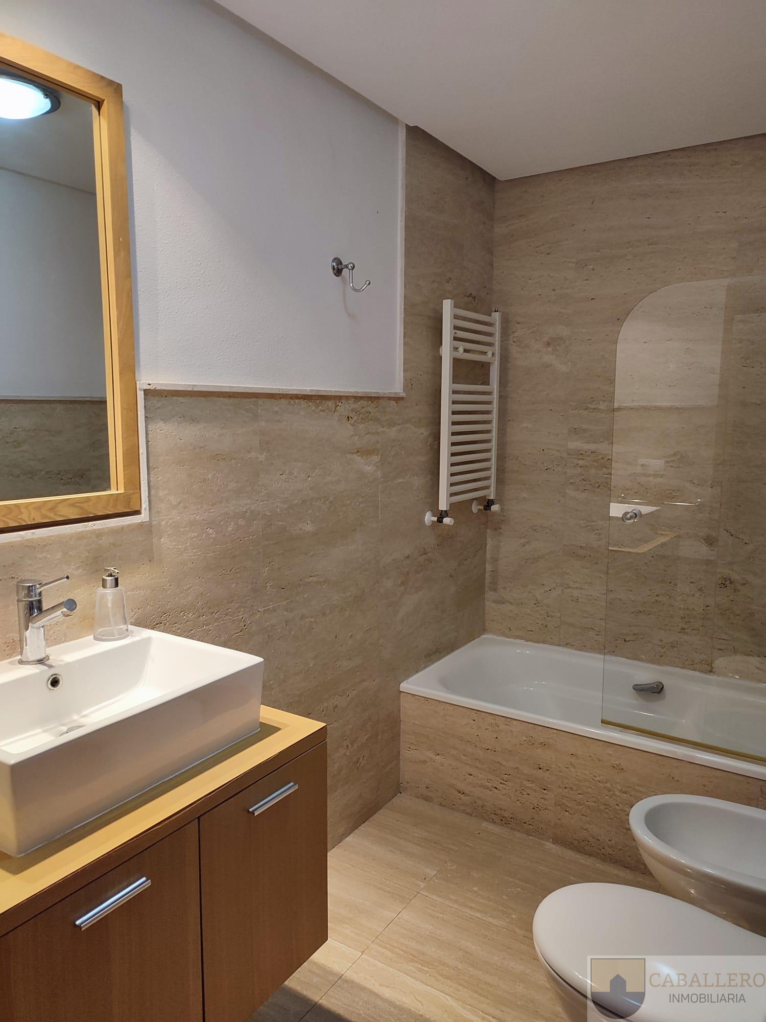 For rent of apartment in Murcia