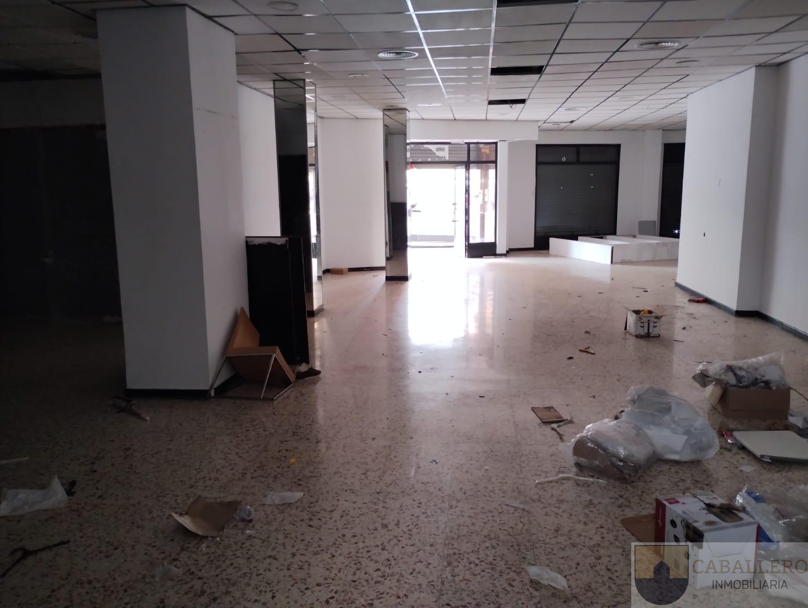 Alquiler de local comercial en Murcia
