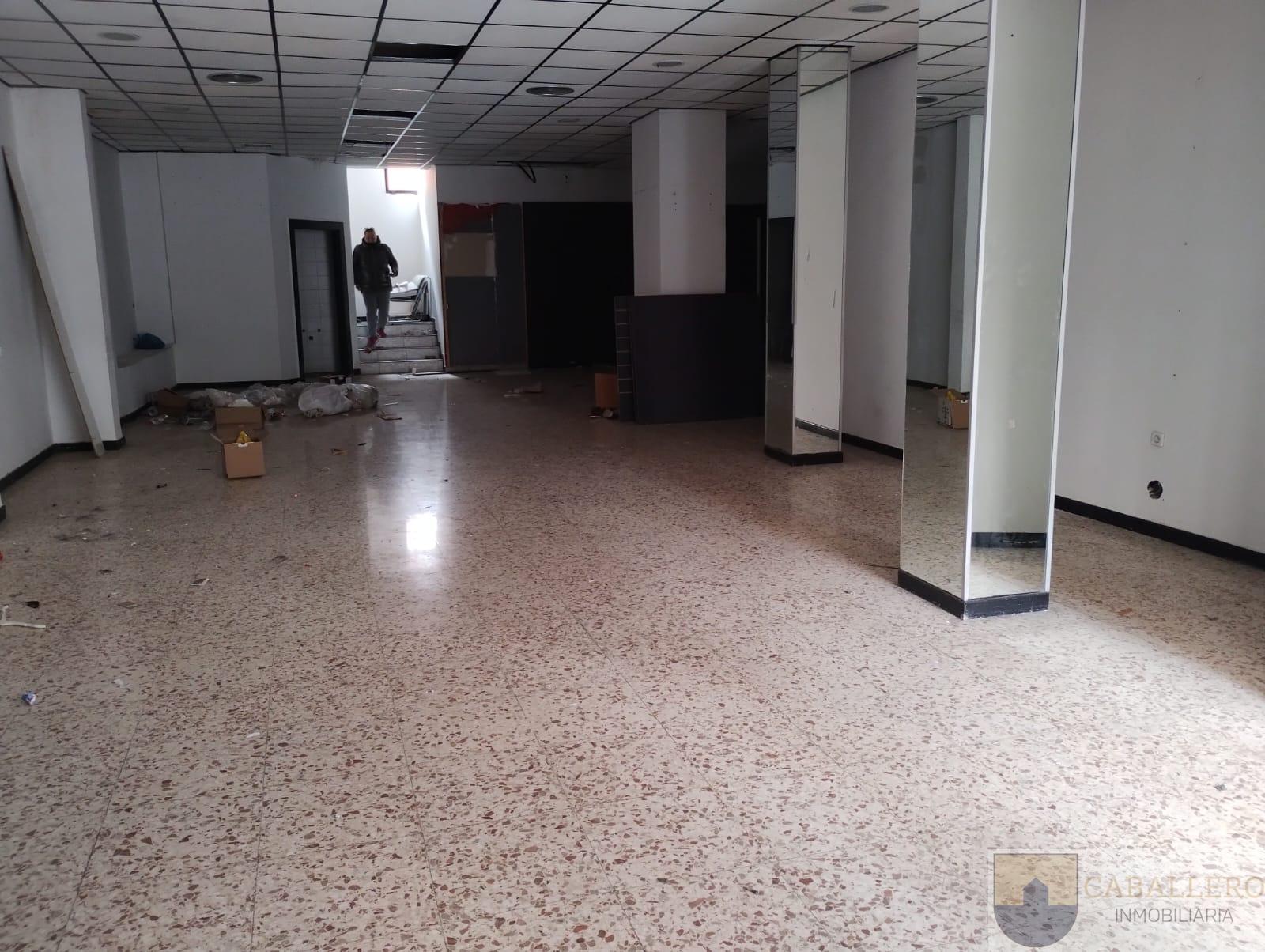 Alquiler de local comercial en Murcia