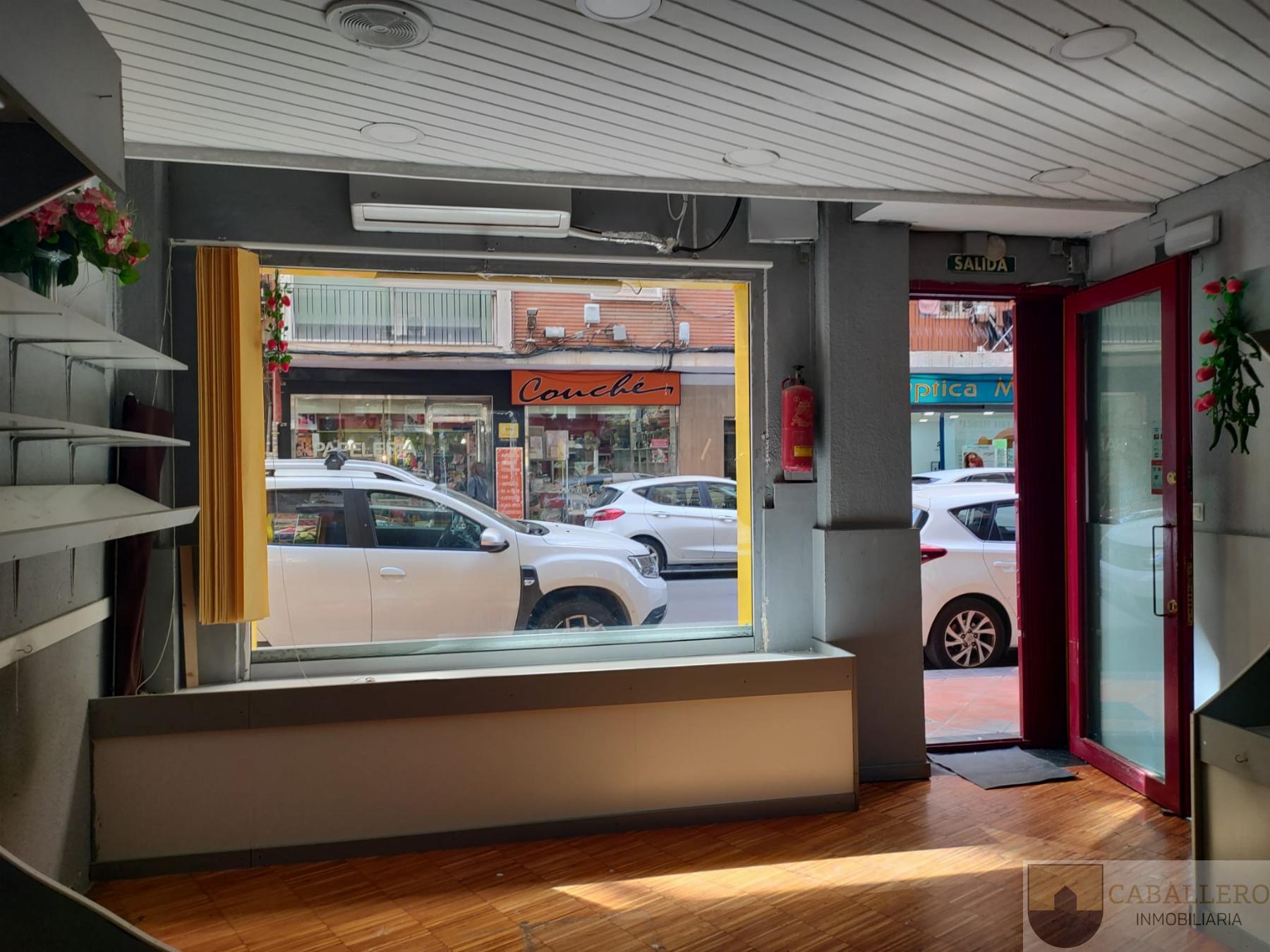 For rent of commercial in Murcia