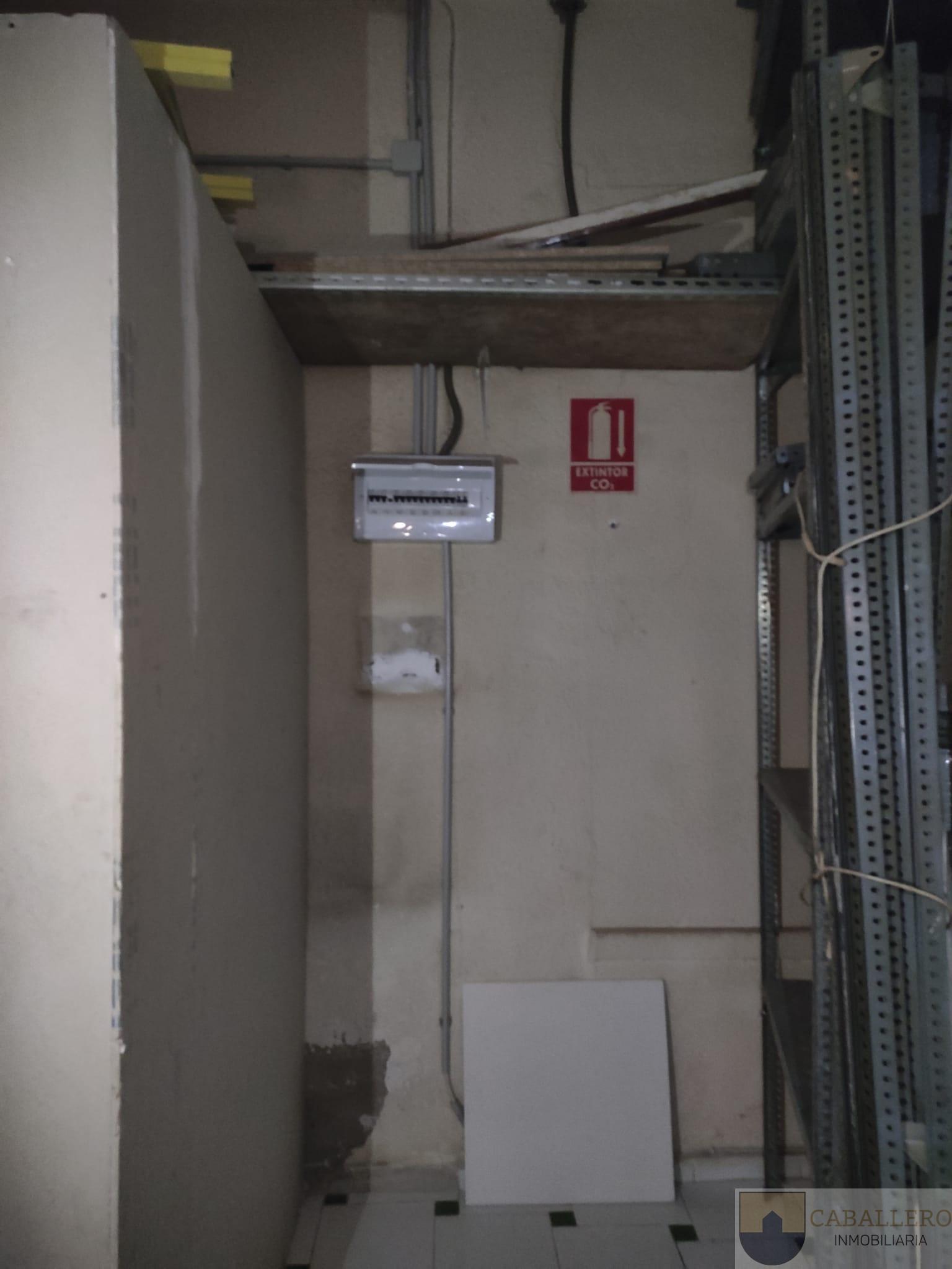 For rent of commercial in Murcia