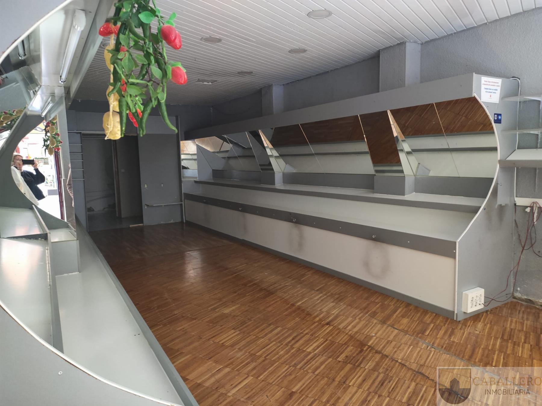For rent of commercial in Murcia