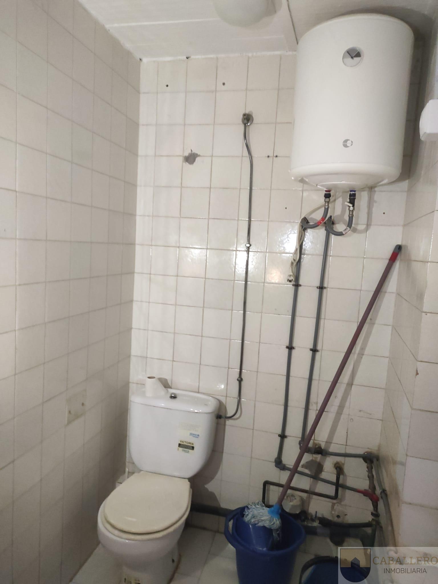 For rent of commercial in Murcia