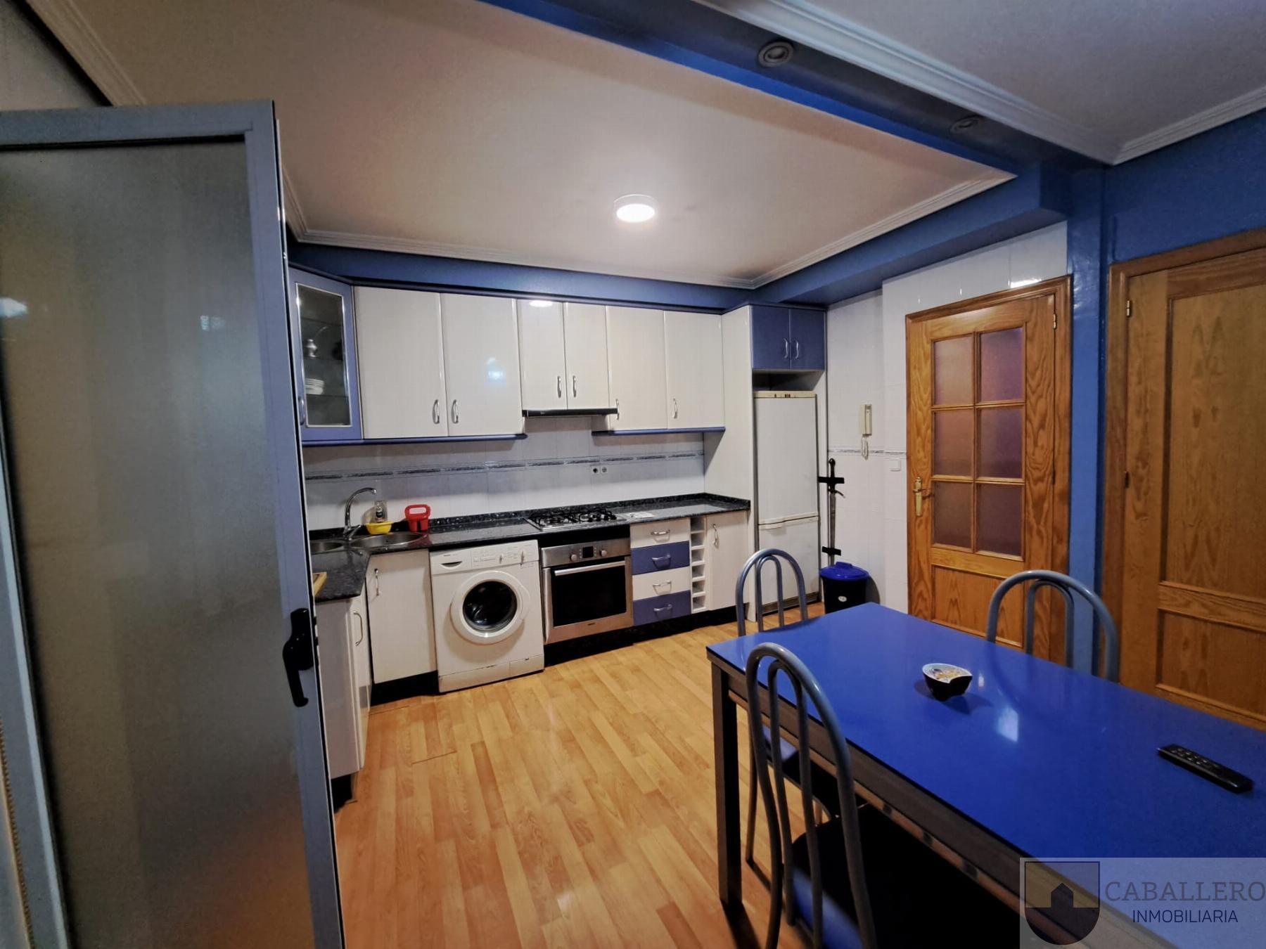 For sale of flat in Murcia