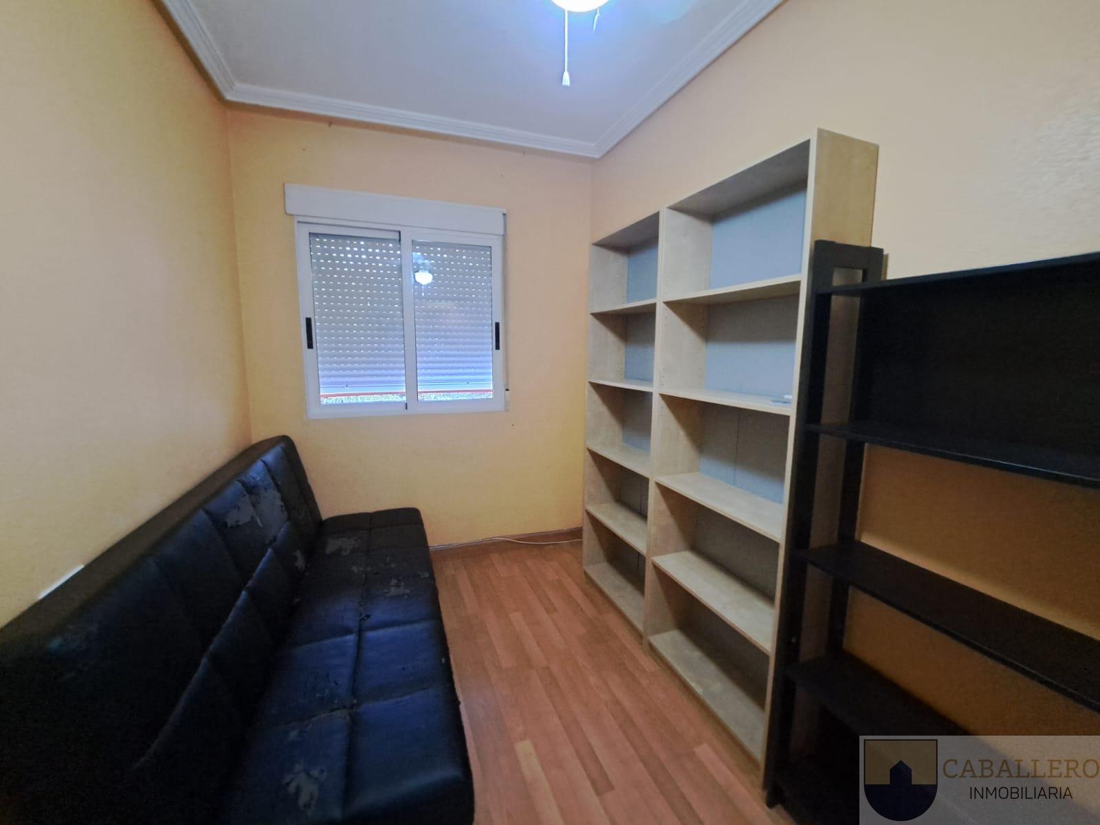 For sale of flat in Murcia