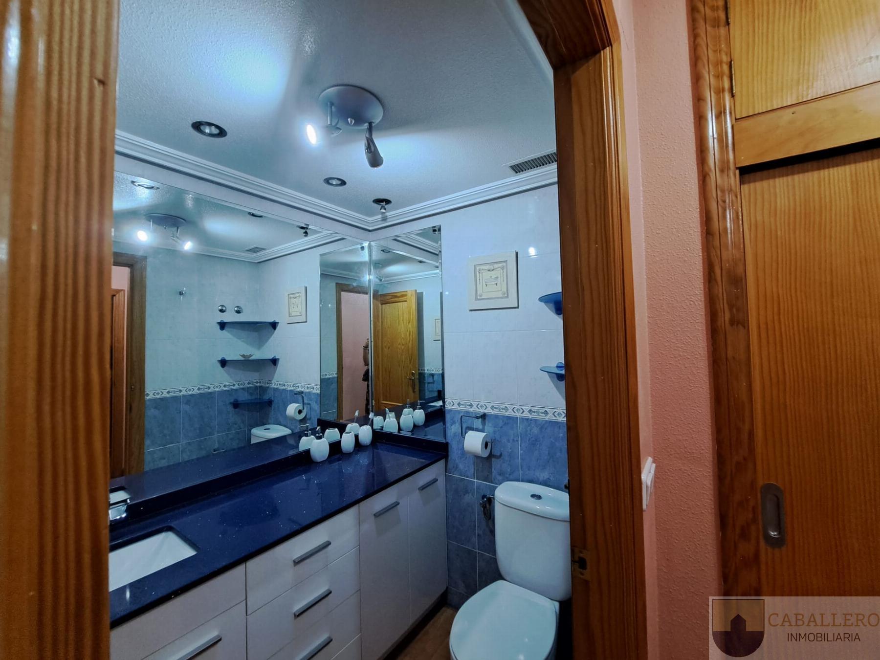 For sale of flat in Murcia