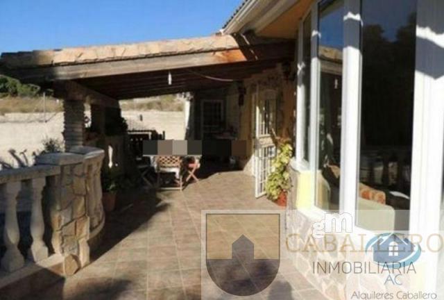 For sale of chalet in Murcia